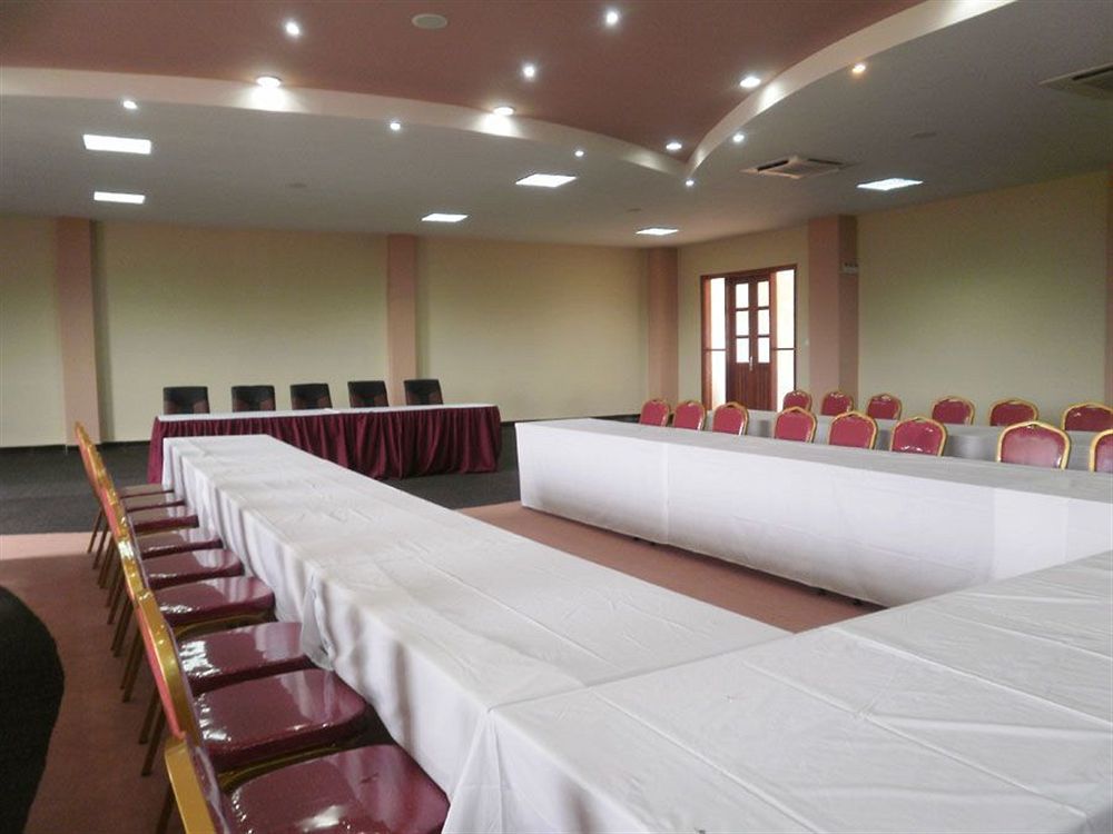 Silver Springs Hotel Καμπάλα Εξωτερικό φωτογραφία