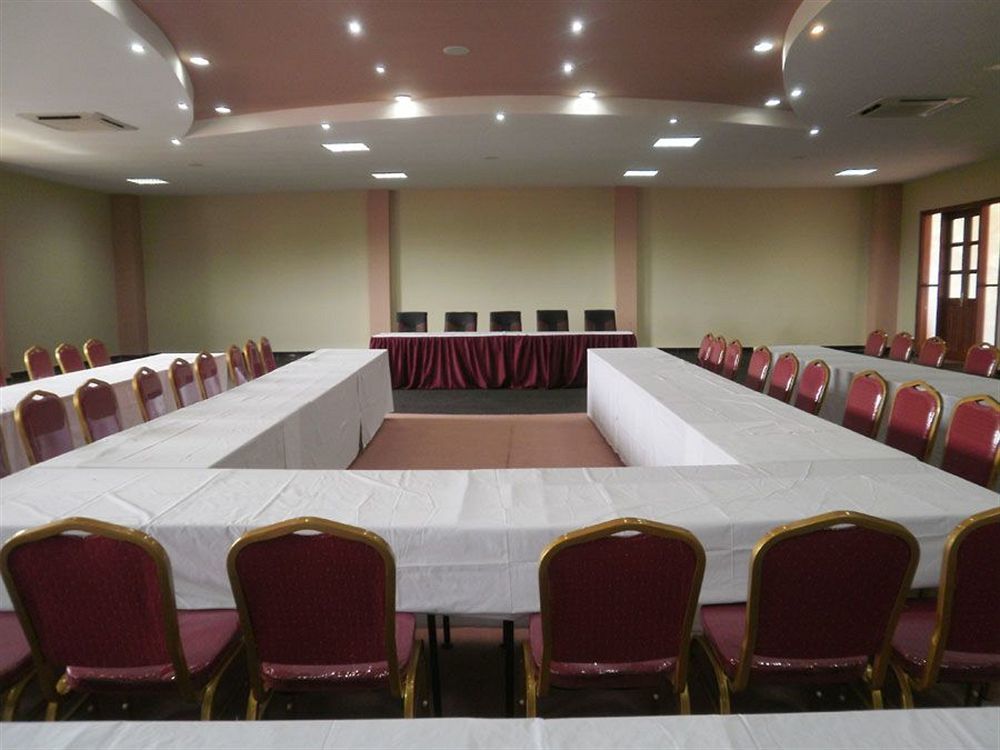 Silver Springs Hotel Καμπάλα Εξωτερικό φωτογραφία