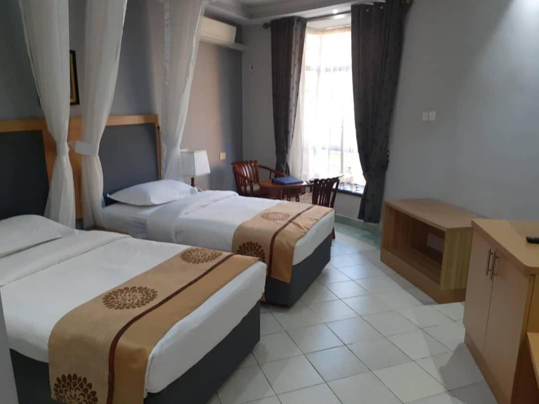 Silver Springs Hotel Καμπάλα Εξωτερικό φωτογραφία